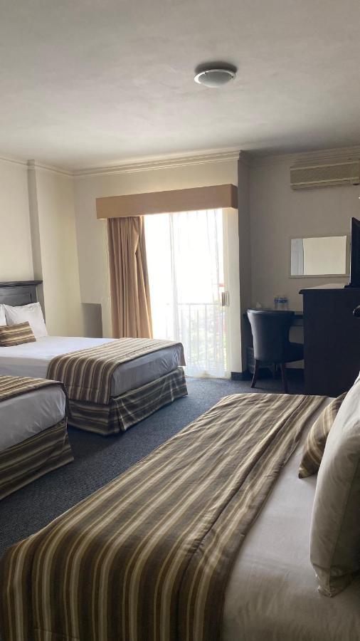 Hotel Zafra Торреон Екстер'єр фото